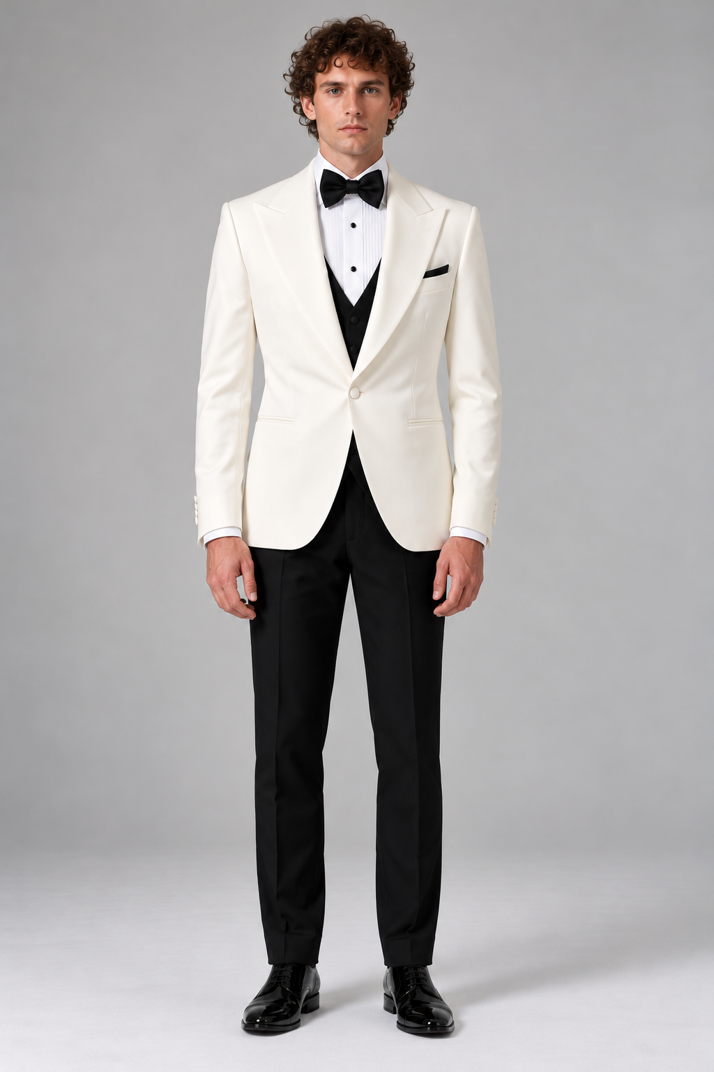 MONACO | Ivory Peak Lapel Tuxedo